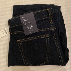 NWT GAP Real Straight Jeans - 26 R